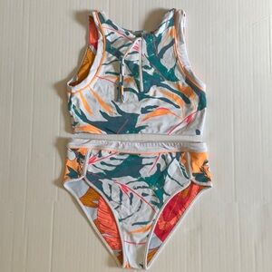 Bathing suite reversible